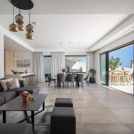 Ferienhaus Mit Privatpool Fur 8 Personen Ca 490 Qm In Makarska, Dalmatien Mitteldalmatien Holiday home