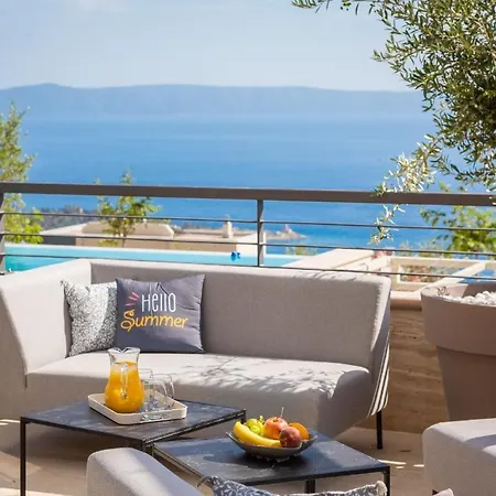 Ferienhaus Mit Privatpool Fur 8 Personen Ca 490 Qm In Makarska, Dalmatien Mitteldalmatien