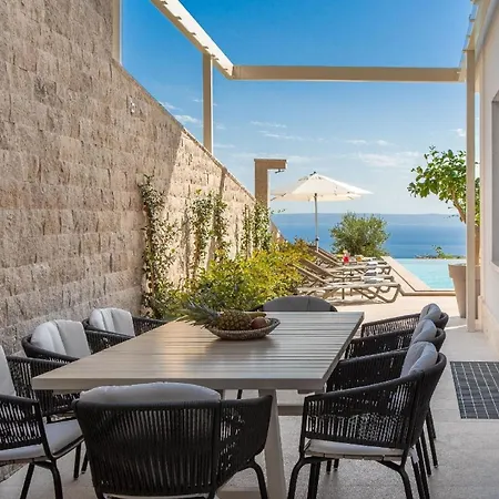 Ferienhaus Mit Privatpool Fur 8 Personen Ca 490 Qm In Makarska, Dalmatien Mitteldalmatien Holiday home Makarska
