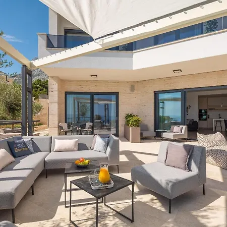 Ferienhaus Mit Privatpool Fur 8 Personen Ca 490 Qm In Makarska, Dalmatien Mitteldalmatien Holiday home Makarska