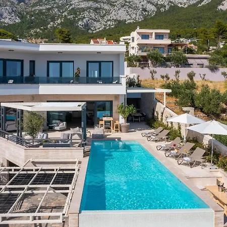 Ferienhaus Mit Privatpool Fur 8 Personen Ca 490 Qm In Makarska, Dalmatien Mitteldalmatien * Makarska